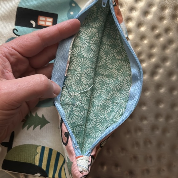 Colorful Camper Print Pouch - Picture 4 of 4